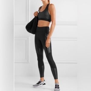 Koral Forge Mid Rise Black Glossy Paneled Leggings Sz Medium Workout Yoga